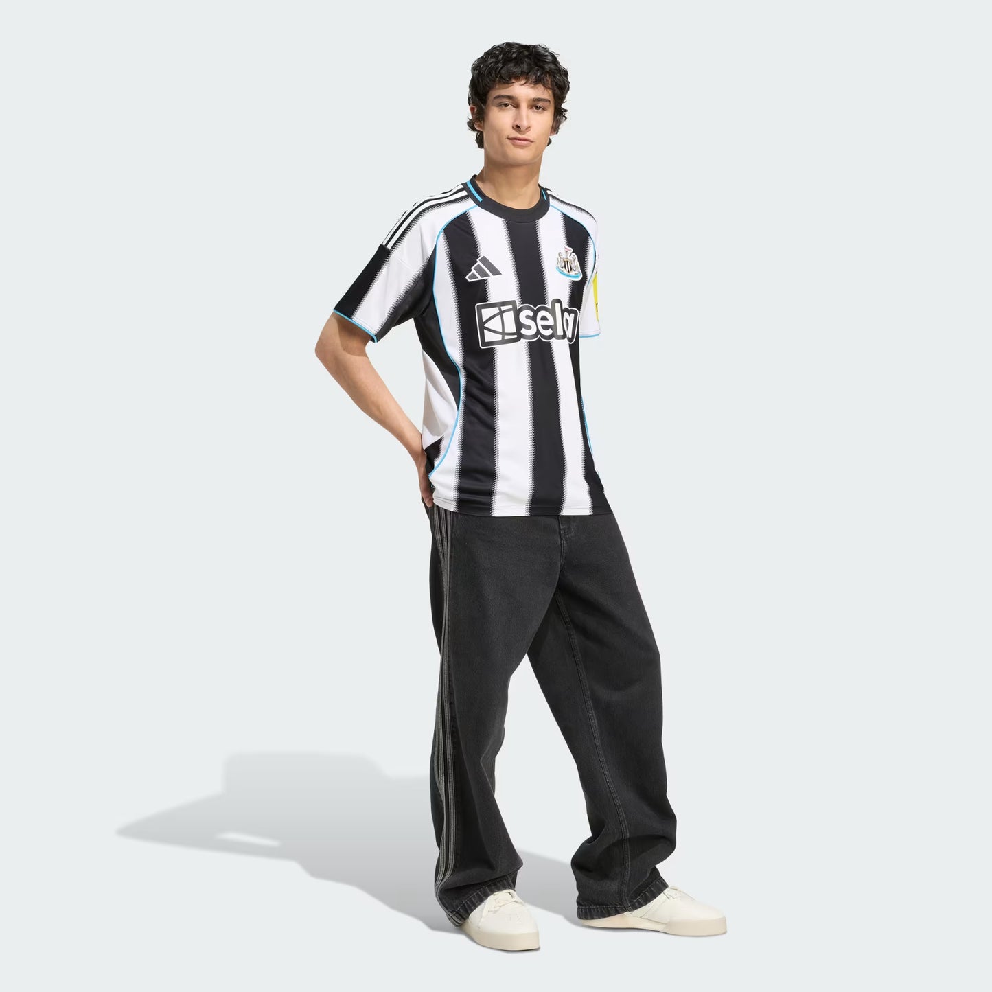 Newcastle United Home Kit (2025-2026)