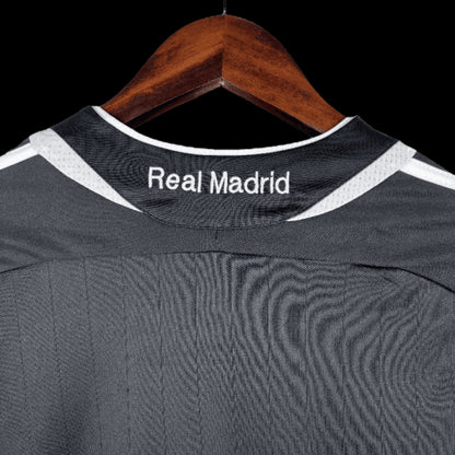 Real Madrid Retro 2006/07 Long Sleeve Third Away