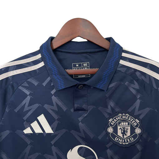 Manchester United 24/25 Away