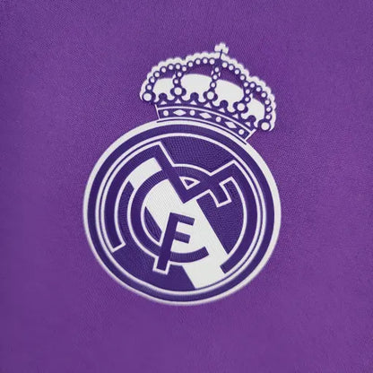 Real Madrid Retro 2016/17 Away