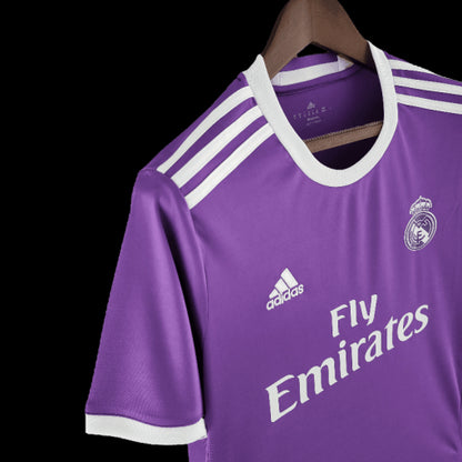 Real Madrid Retro 2016/17 Away