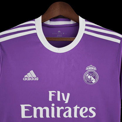 Real Madrid Retro 2016/17 Away